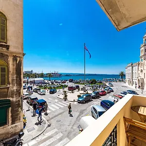 Riva Affittacamere Spalato